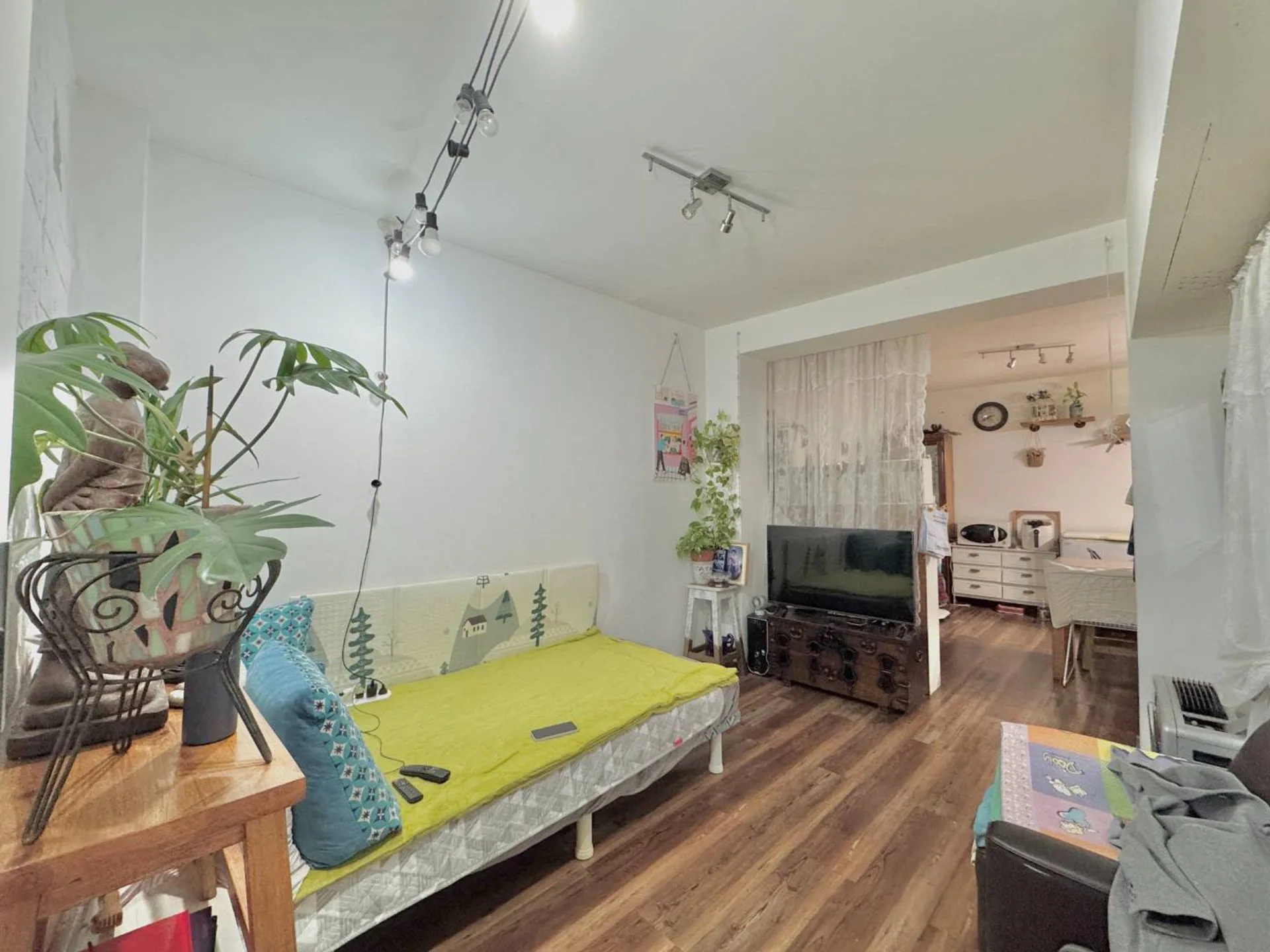 VENTA PH 3 AMBIENTES FLORES PATIO SIN EXPENSAS foto 2