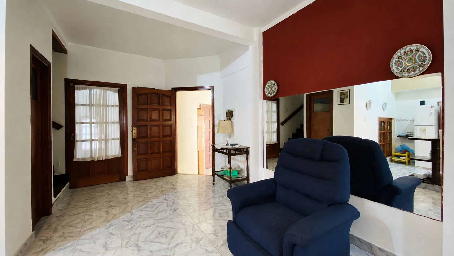 VENTA CASA CON JARDIN Y PARQUE BARRIO CAISAMAR foto 5