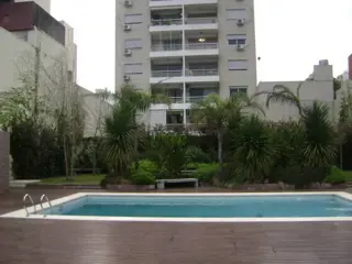 ESPECTACULAR TORRE DEPTO 3 AMB 2 BAÑOS COMPLETOS CON AMENITIES COCHERA CUBIERTA Y BAULERA foto 3