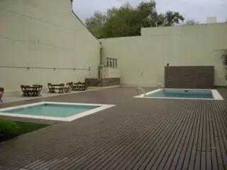 ESPECTACULAR TORRE DEPTO 3 AMB 2 BAÑOS COMPLETOS CON AMENITIES COCHERA CUBIERTA Y BAULERA foto 4