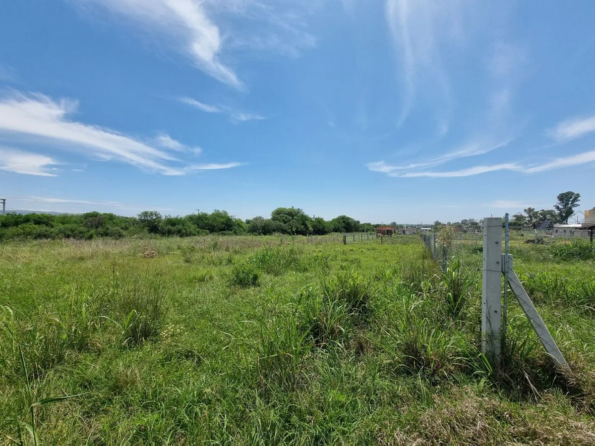SE VENDE TERRENO DE 300M2 EN VILLA ANISACATE foto 4
