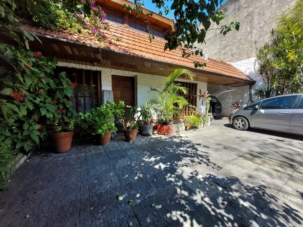 Casa en venta 3 ambientes Jose Leon Suarez foto 3
