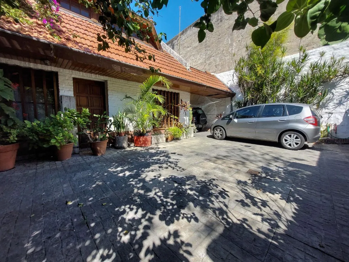 Casa en venta 3 ambientes Jose Leon Suarez foto 4