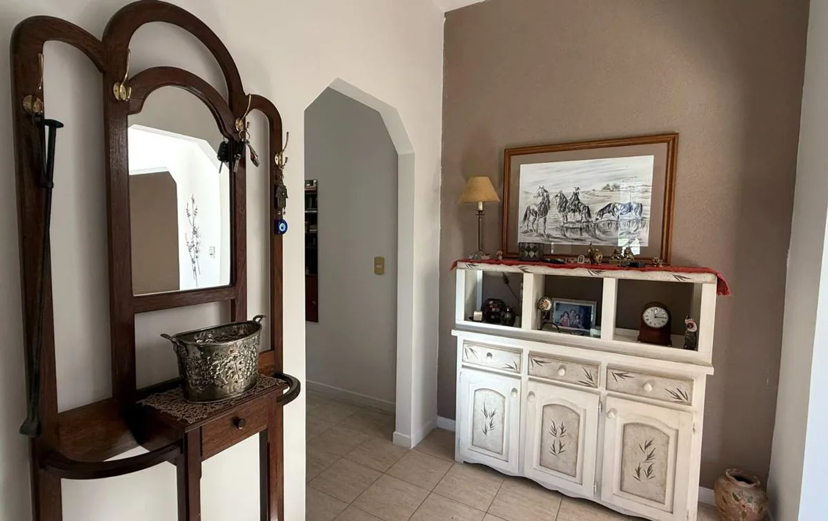 Casa en VENTA en Barrio Los Pilares APTA CREDITO foto 3