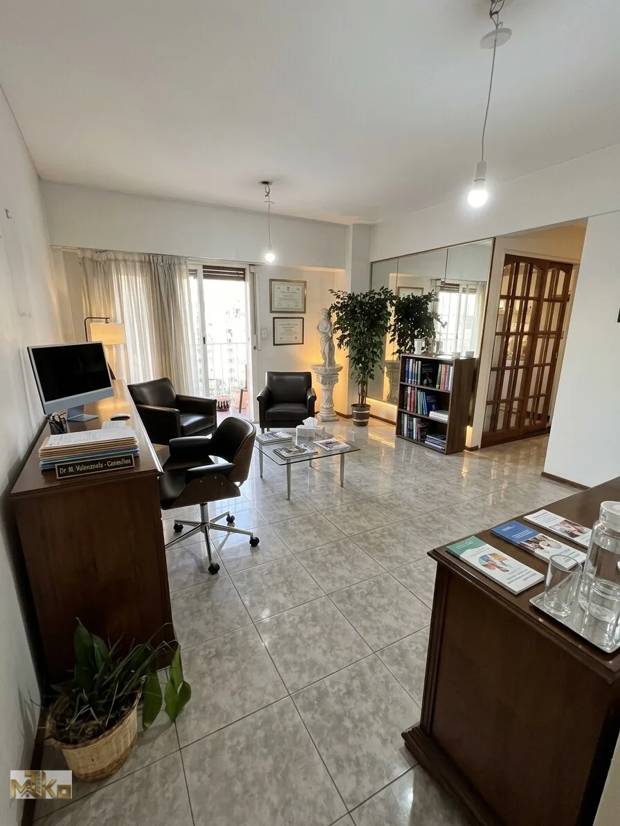 EXCELENTE OFICINA/CONSULTORIO – PISO ALTO – MUY LUMINOSO – CABALLITO foto 3