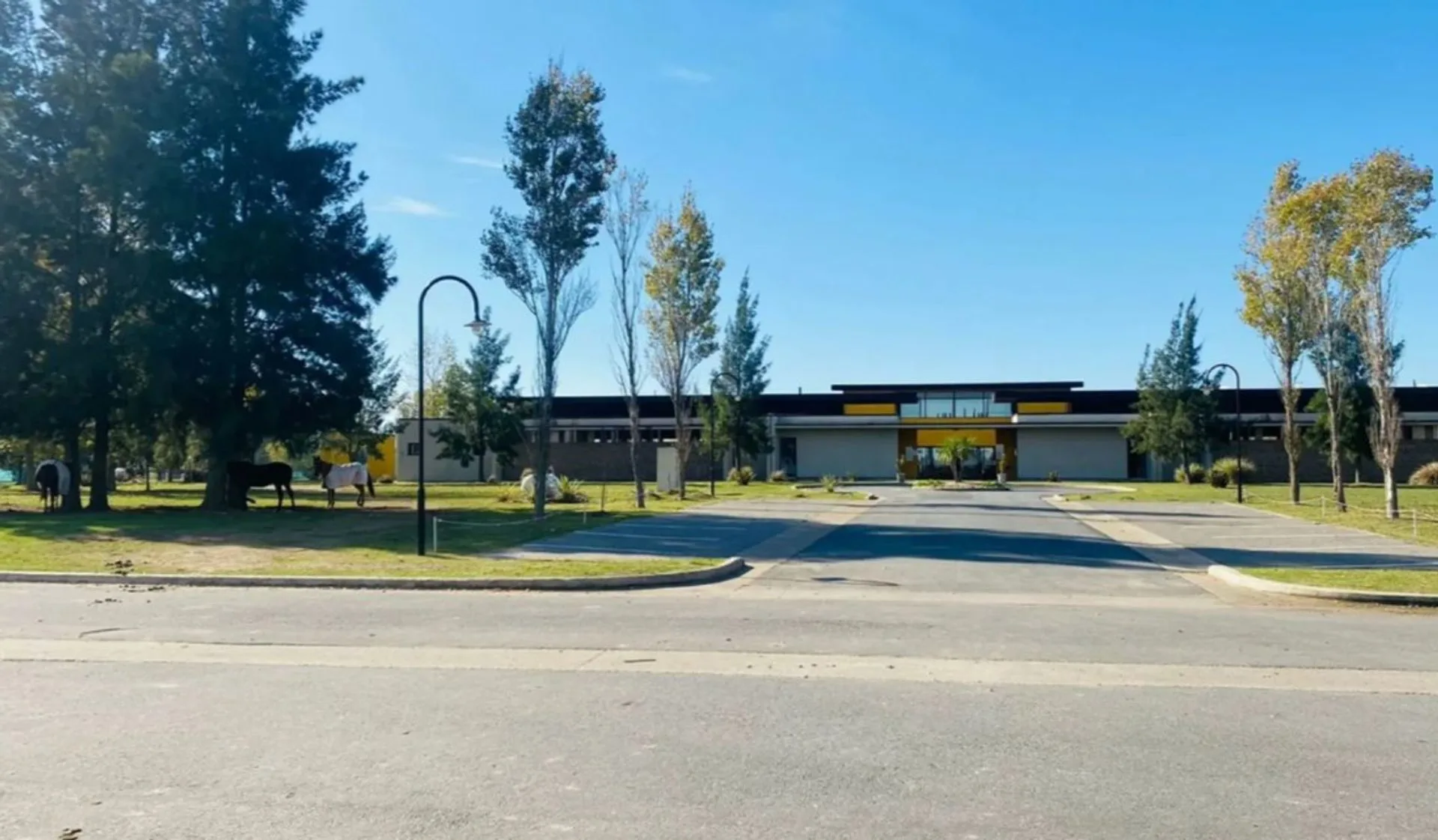 LOTE TERRENO EN VENTA LA PLATA BARRIO AREA 60 foto 5