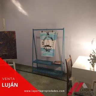 CASA EN LUJÁN CENTRO APTA CRÉDITO foto 3