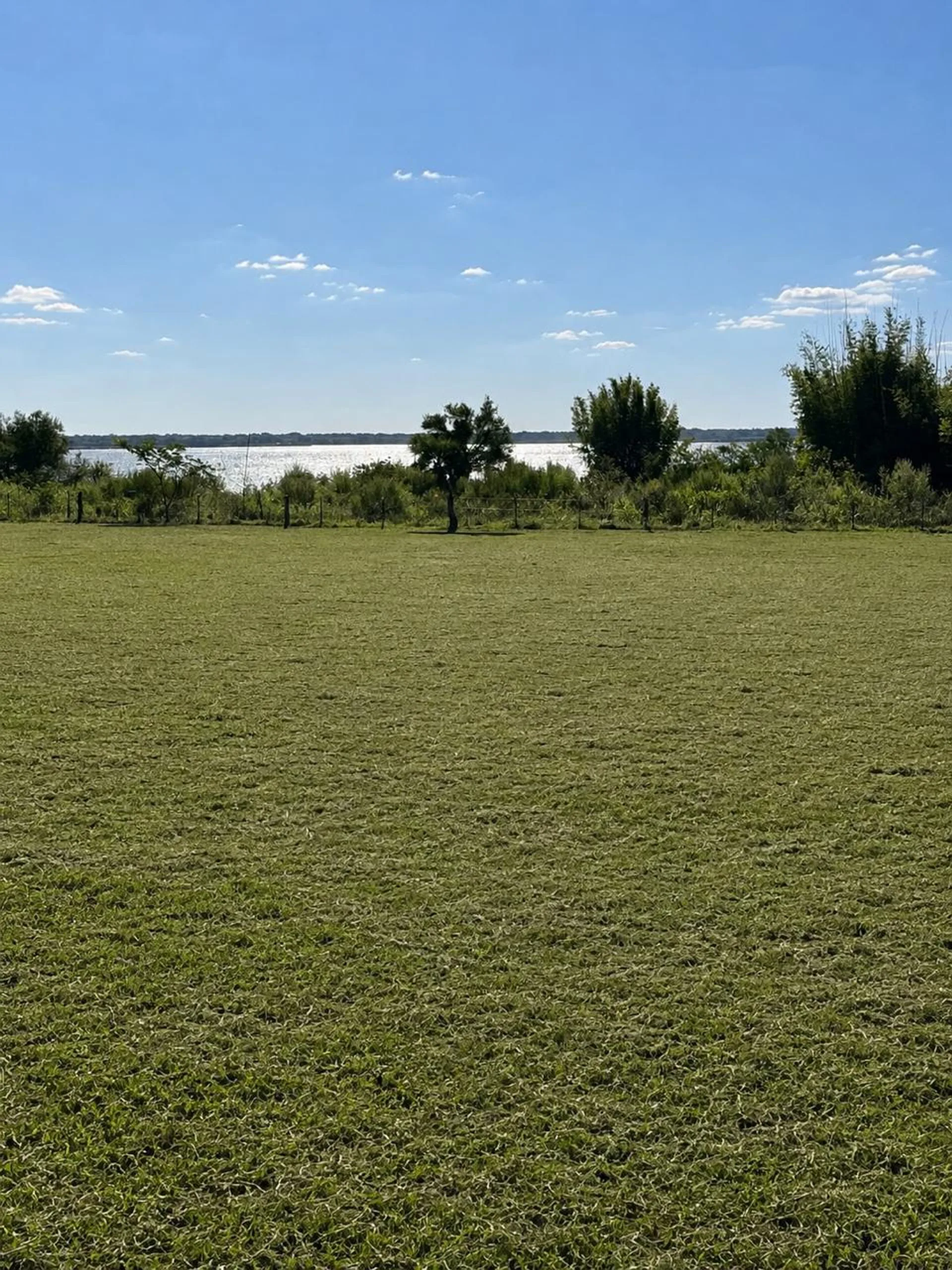 LOTE EN VENTA CON VISTA AL RIO PARANA