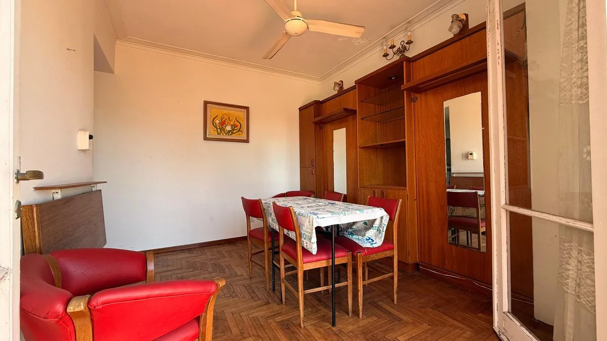 VENTA DEPARTAMENTO 2 AMBIENTES VISTA A PLAZA COLON foto 5
