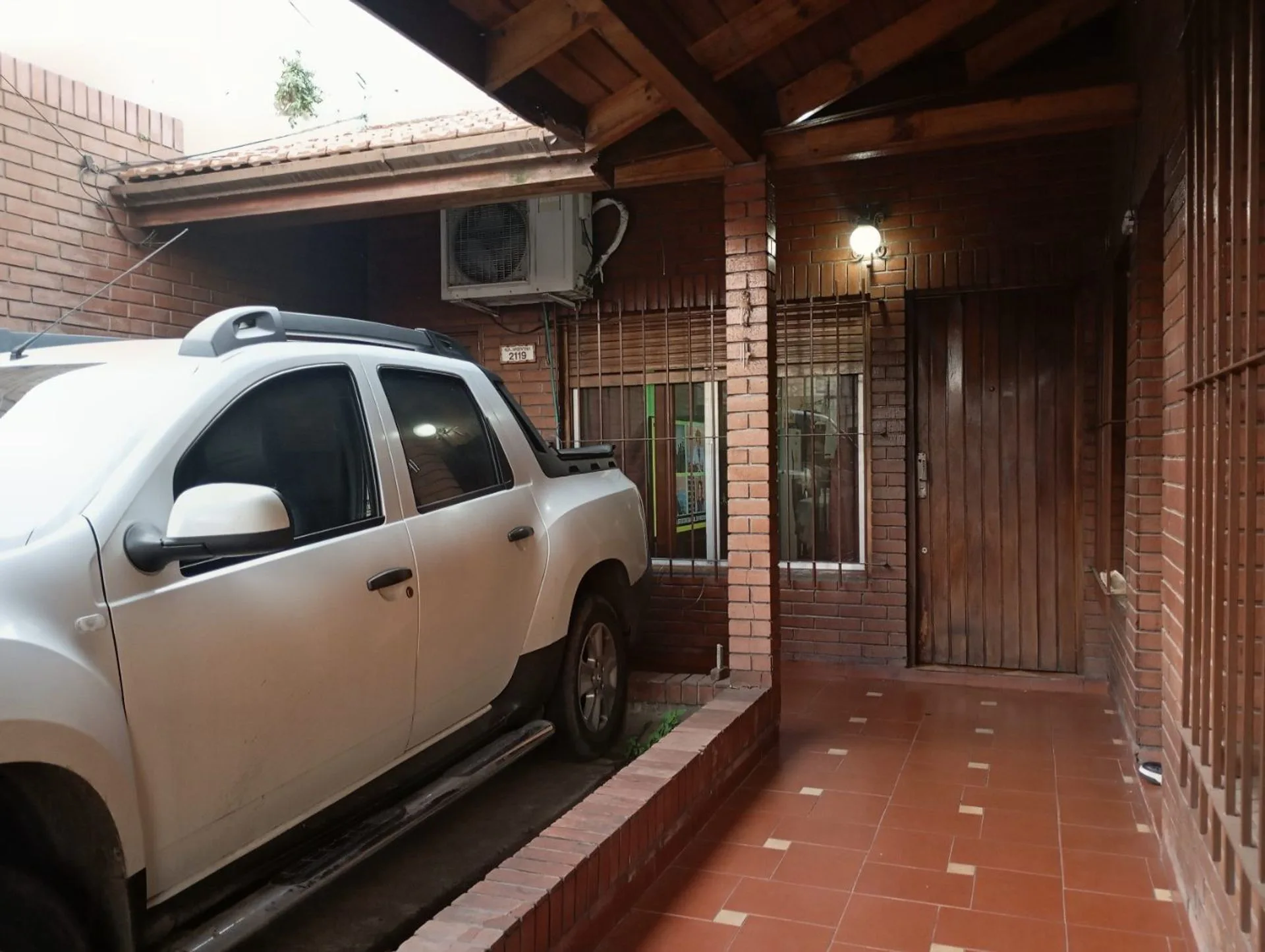 VENTA CASA 3 AMB CON QUINCHO Y GARAGE - V. ALSINA foto 5