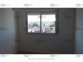 barbaro Vende Departamento en tres de febrero foto 4