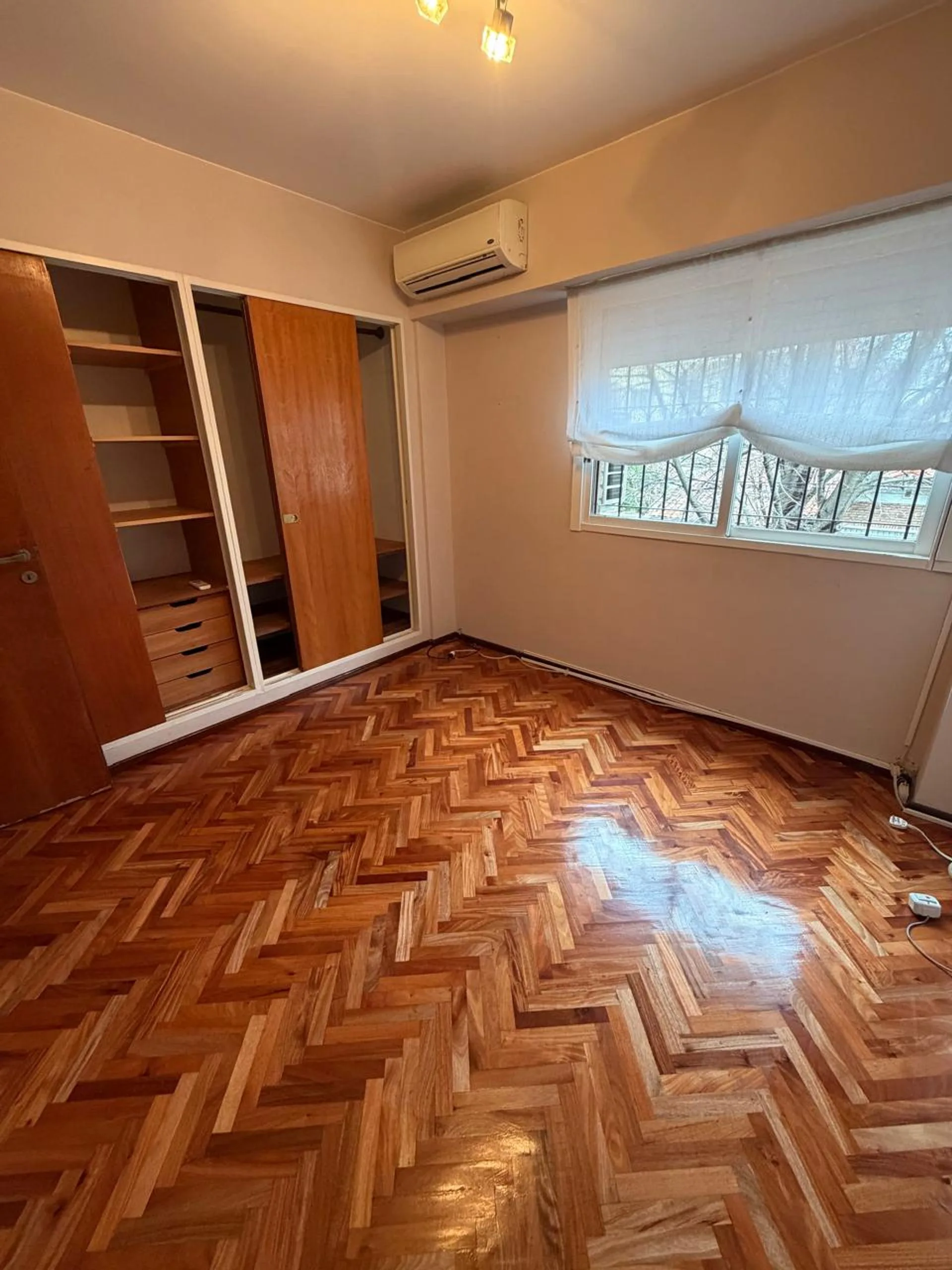 DEPARTAMENTO 3 AMBIENTES EN VENTA EN BECCAR. foto 4