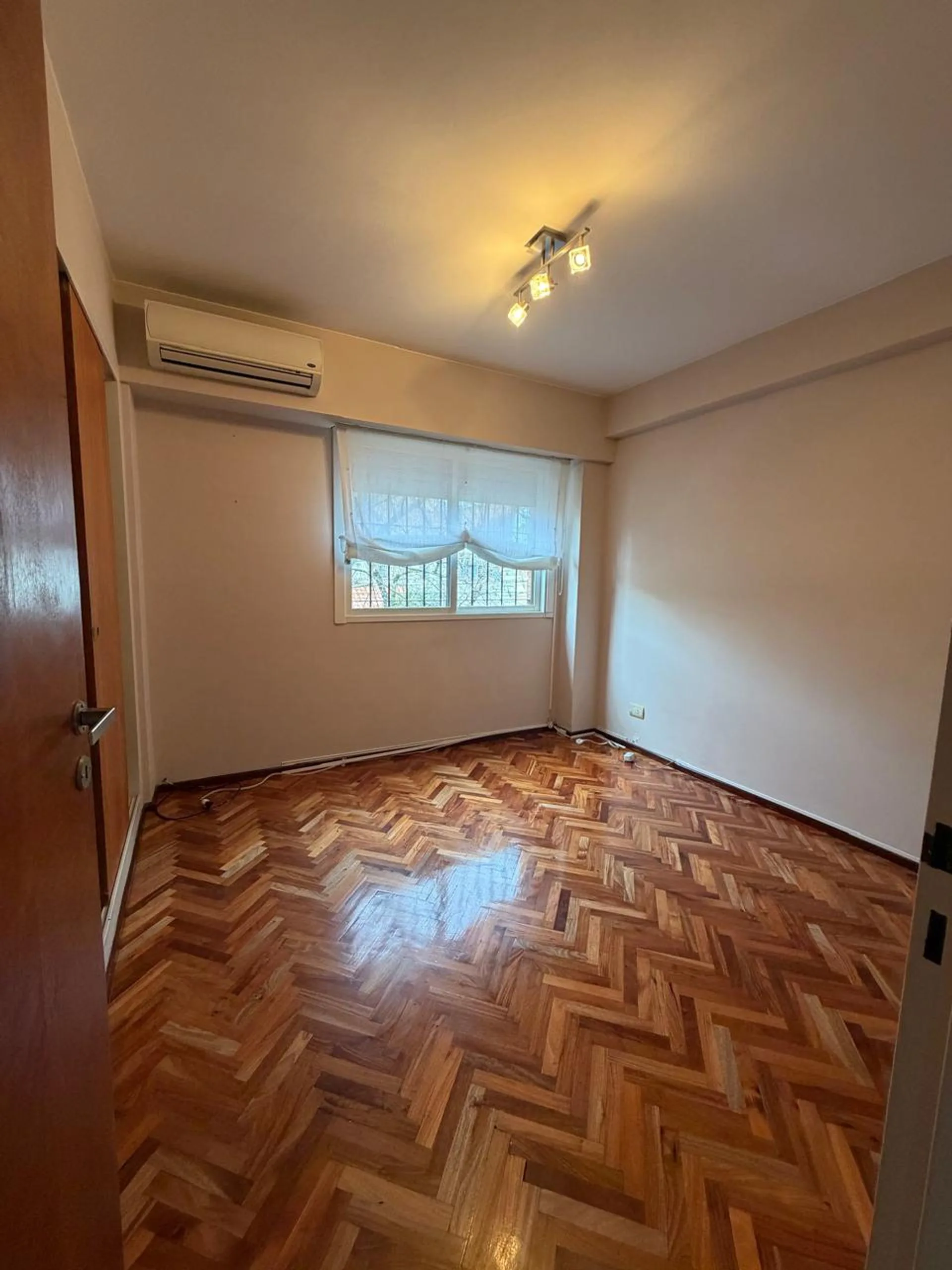 DEPARTAMENTO 3 AMBIENTES EN VENTA EN BECCAR. foto 5