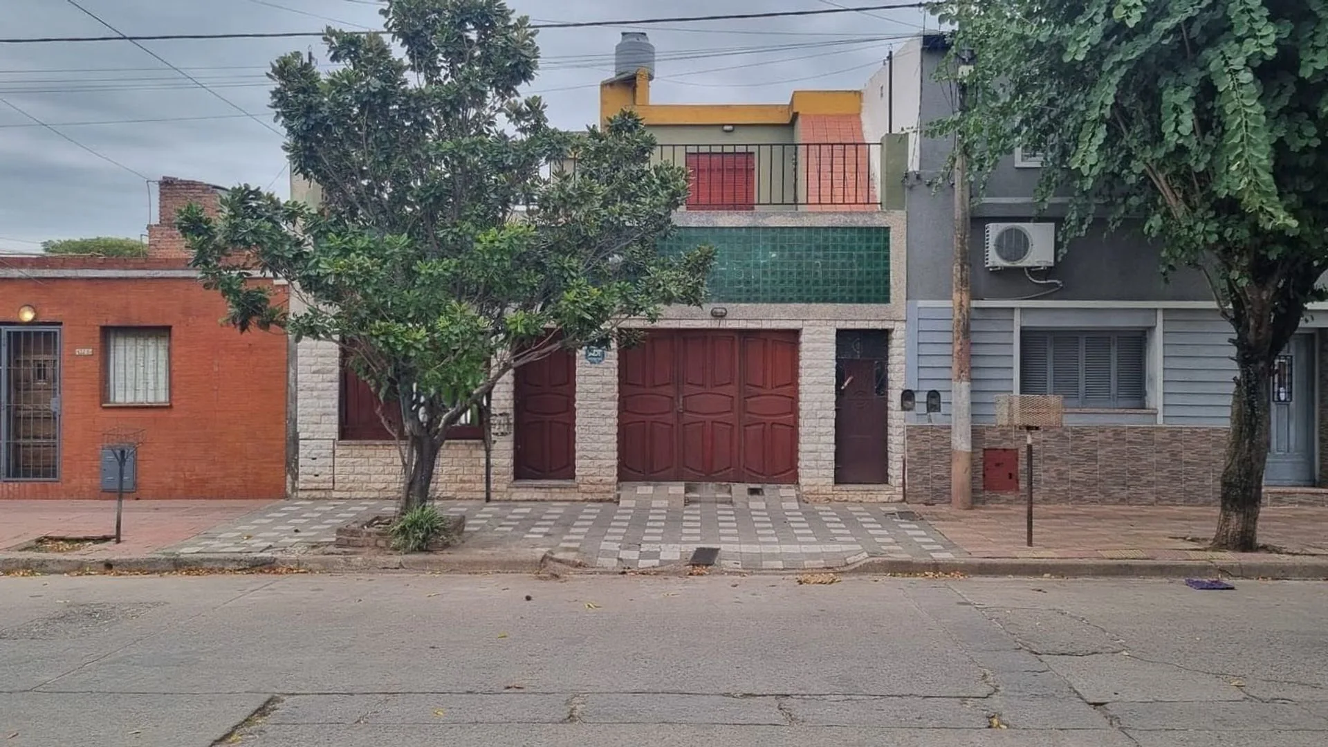 VENTA CASA 2 DORMITORIOS BARRIO GENERAL BUSTOS