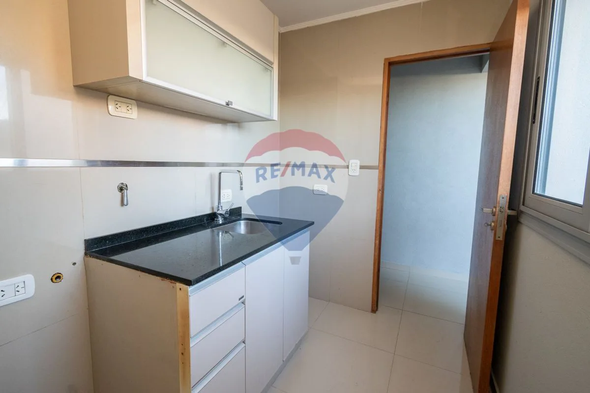 VENTA DPTO 1 DORM CON COCHERA foto 2