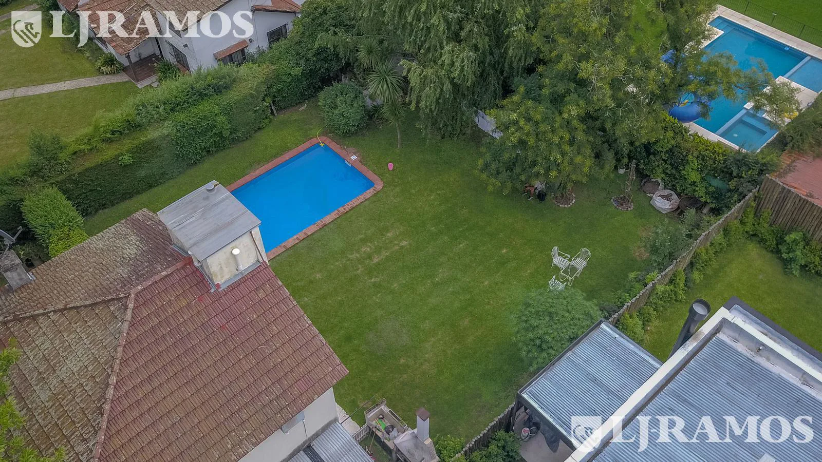 Venta - Casa en Mapuche C.C  3 dorms y pileta - Seguridad 24hs - Apto crédito foto 3