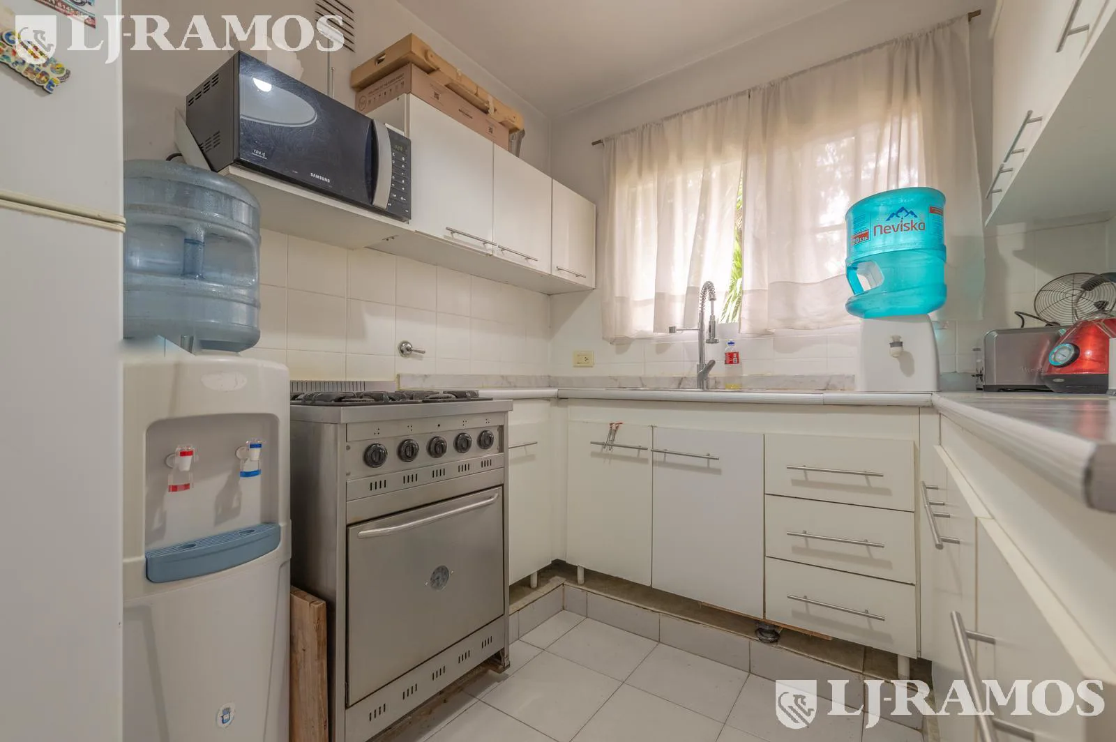 Venta - Casa en Mapuche C.C  3 dorms y pileta - Seguridad 24hs - Apto crédito foto 5