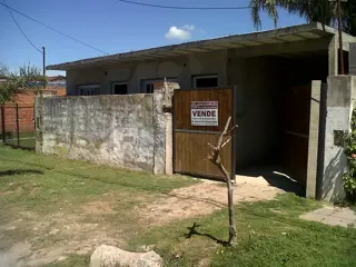 Casa en venta a refaccionar con dos departamentos, Barrio Stone, Escobar foto 3