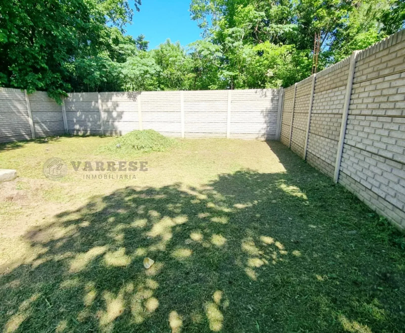 Casa con Pileta en Venta foto 5