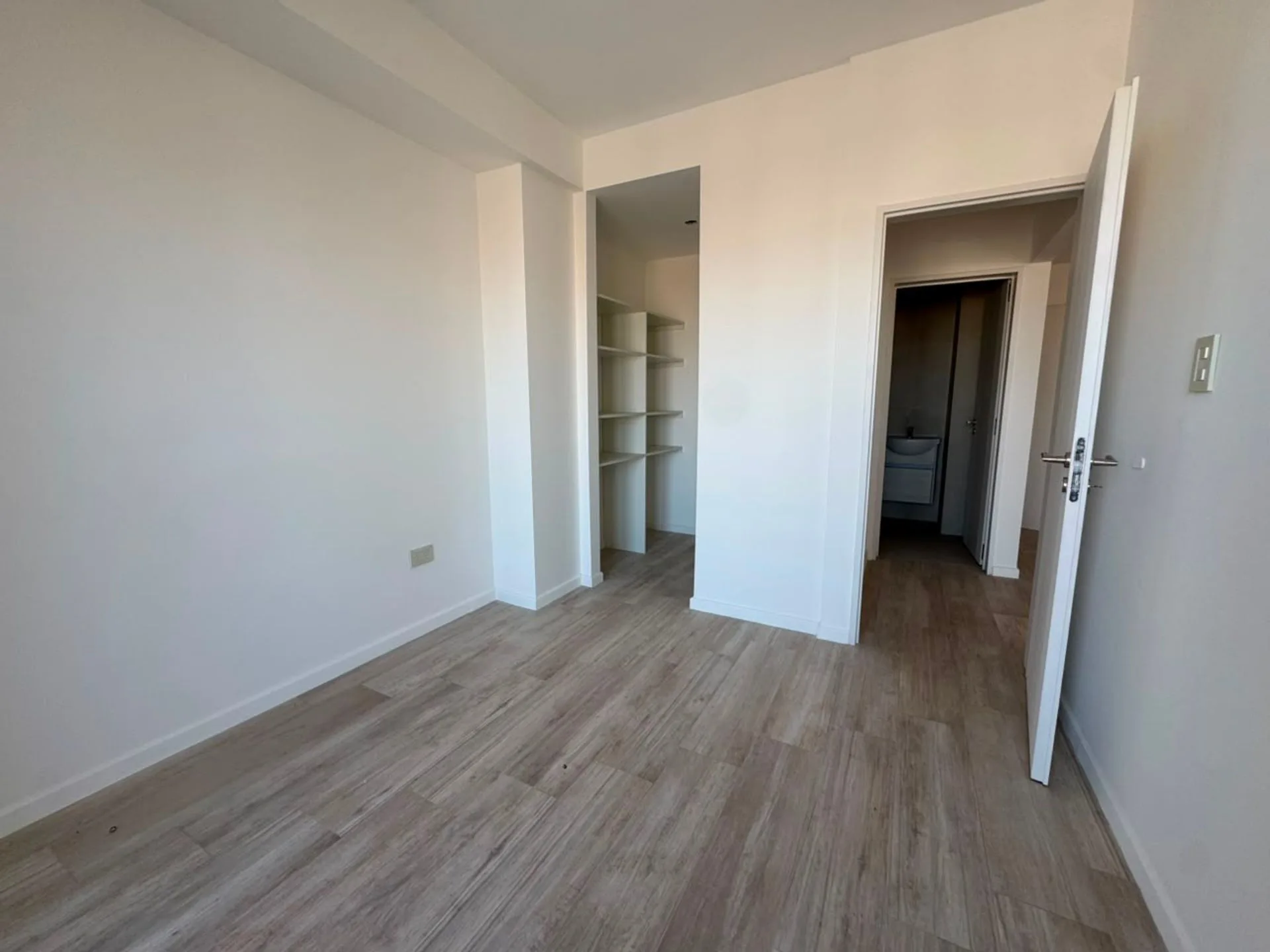 DPTO DE 1 DORM. A ESTRENAR PORTAL AVENIDA foto 3