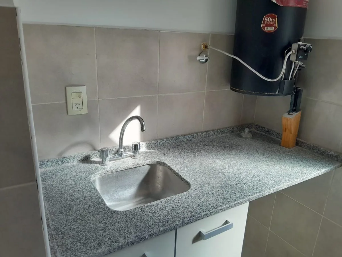 VENTA DEPARTAMENTO EXCELENTE UBICACION G. CRUZ foto 4