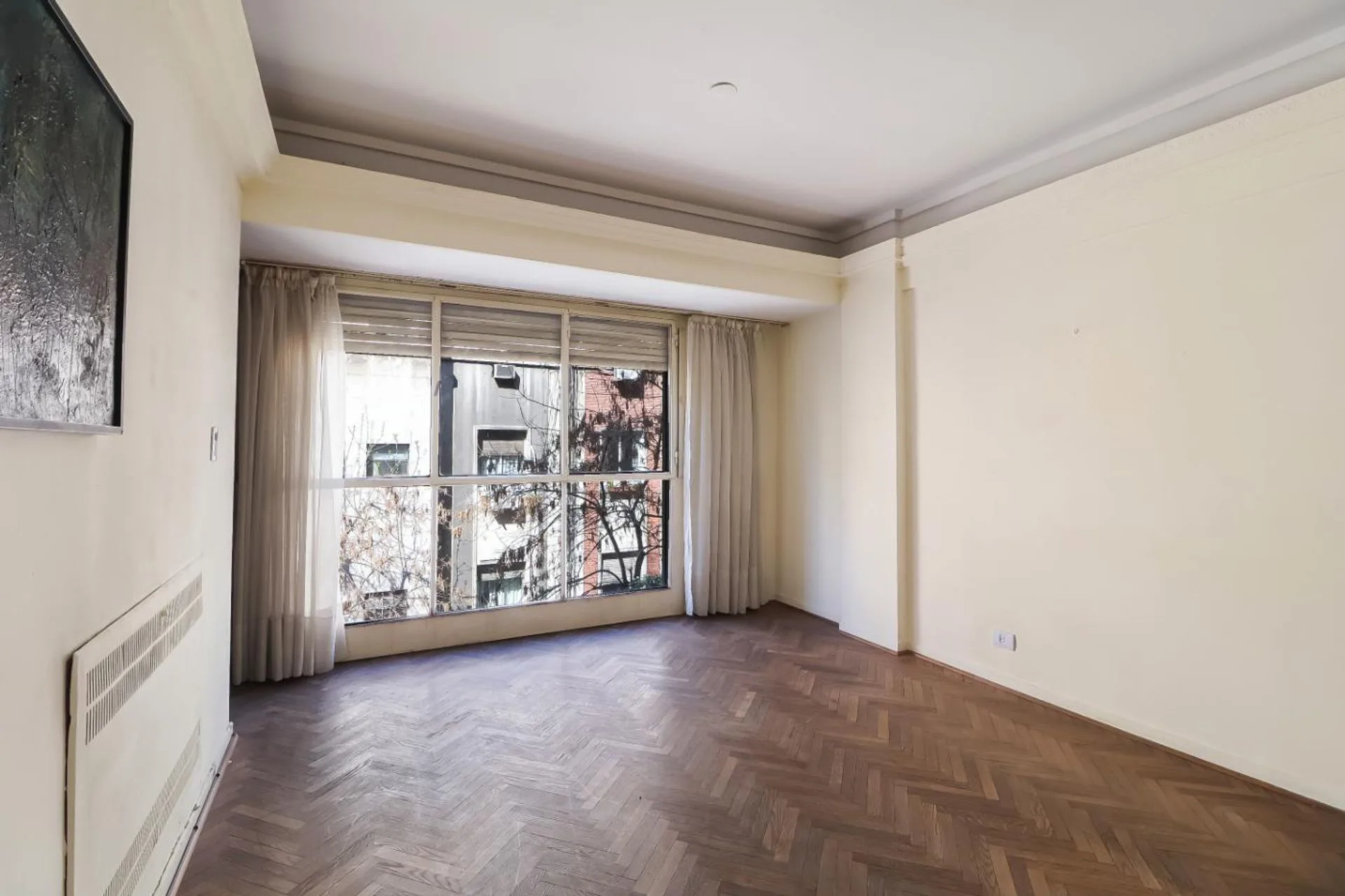VENTA CUATRO AMBIENTES CON DEPENDENCIA Y BALCON foto 2