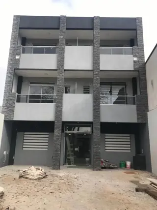 SEMIPISO A ESTRENAR 3 AMBIENTES EN QUILMES OESTE foto 1