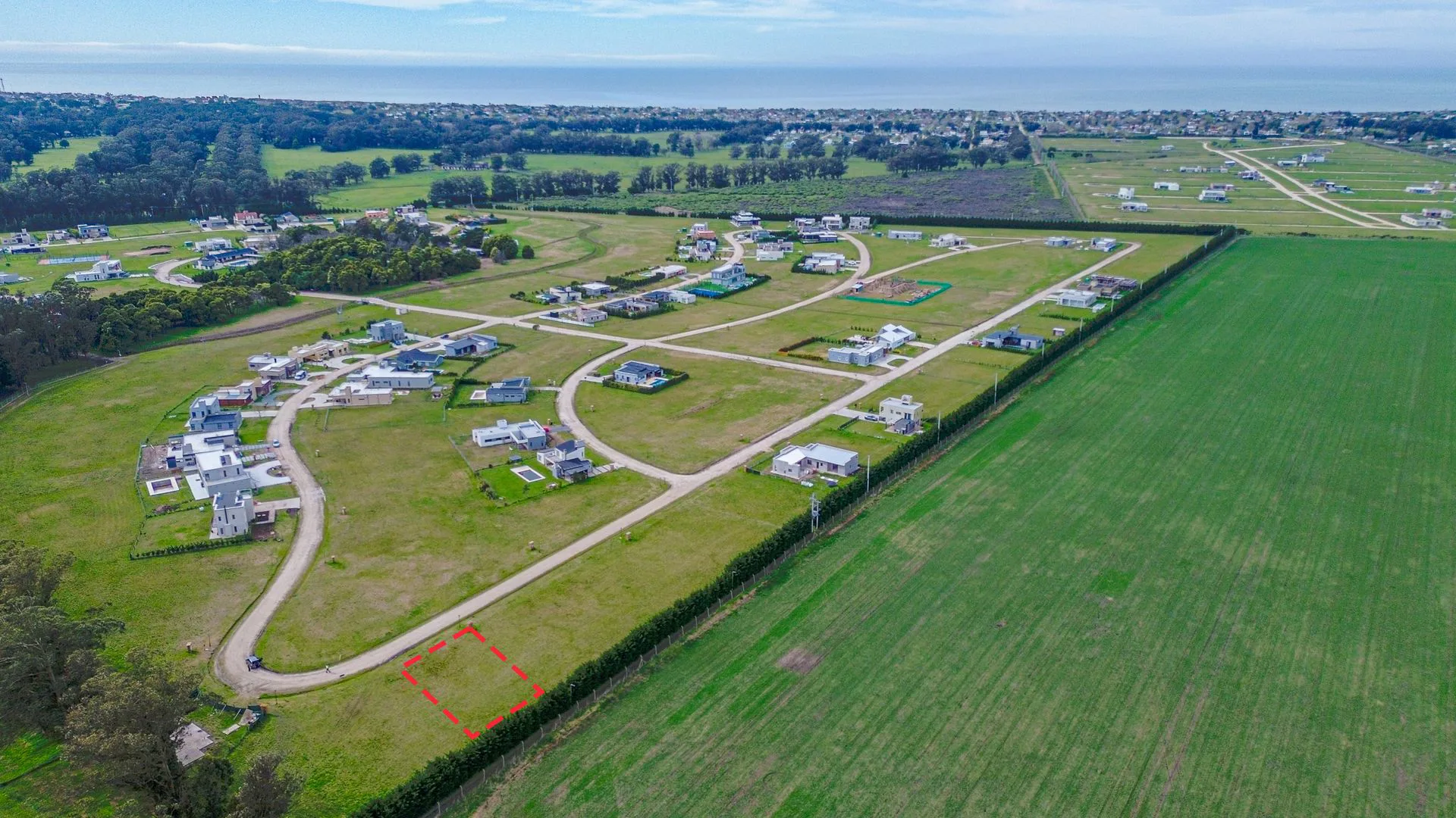 VENTA LOTE 831 m² EN HARAS DEL MAR foto 2
