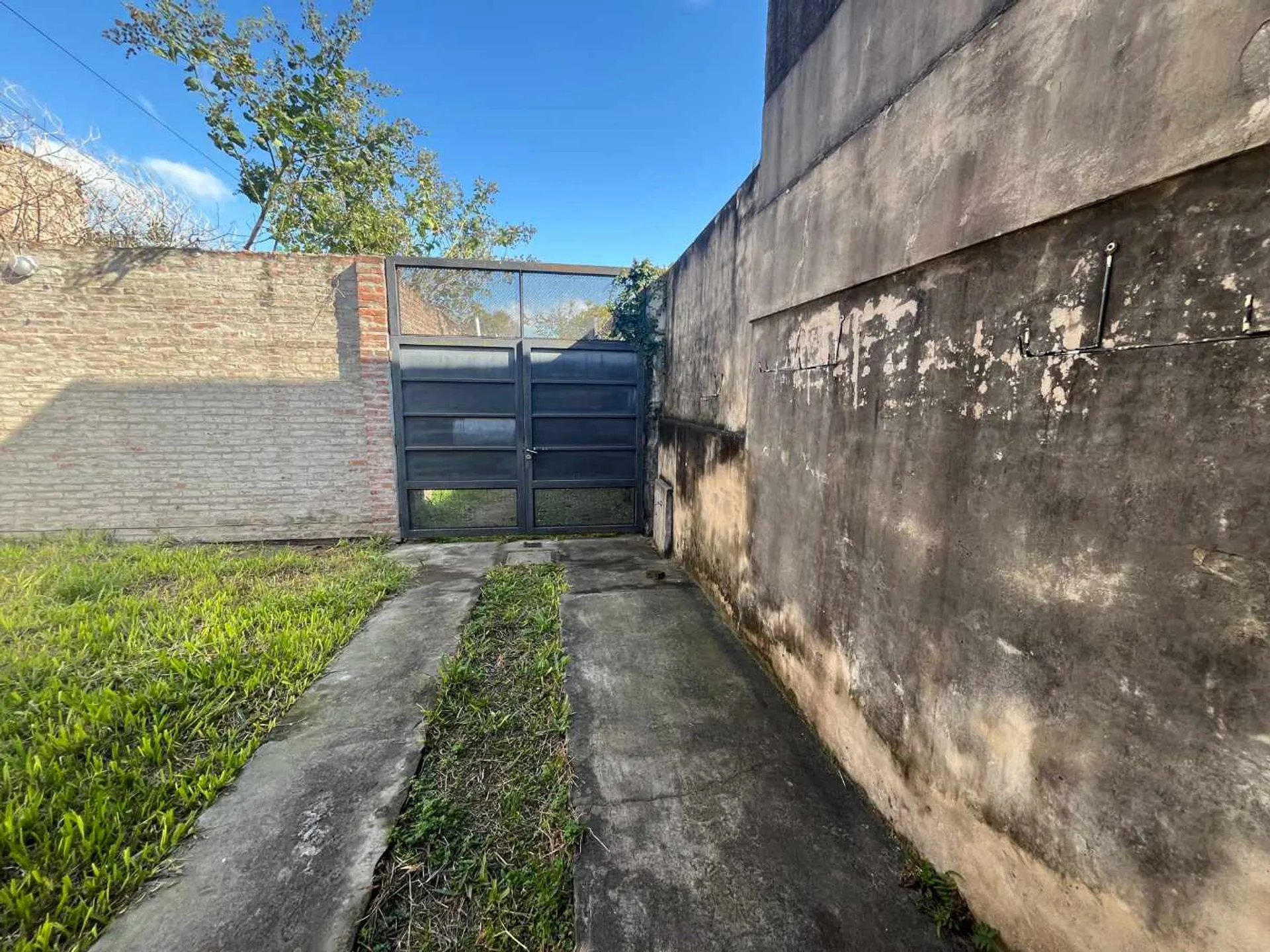 HERMOSA CASA MODERNA LISTA PARA ENTRAR A VIVIR foto 3