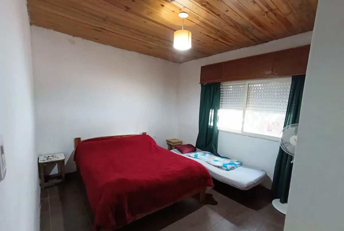 Venta Casa 200m2, 2 dormitorios. Pezzi San Nicolas foto 5
