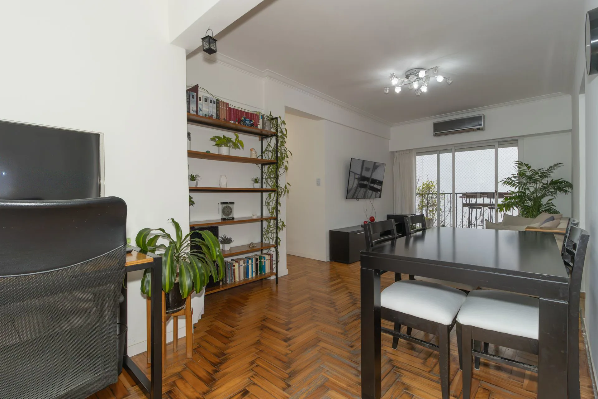 DEPARTAMENTO 3 AMB. VILLA URQUIZA EXC. ESTADO foto 2
