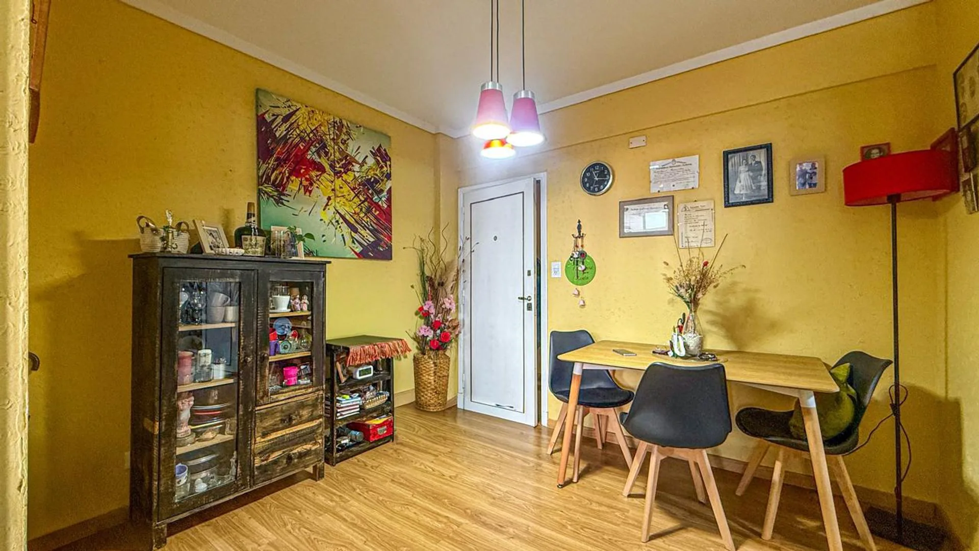 VENTA DE MONOAMBIENTE CENTRO AL FRENTE CON BALCON foto 3
