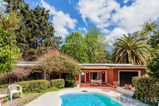 VENTA CASA 4 AMB PILETA COCHERA PILAR