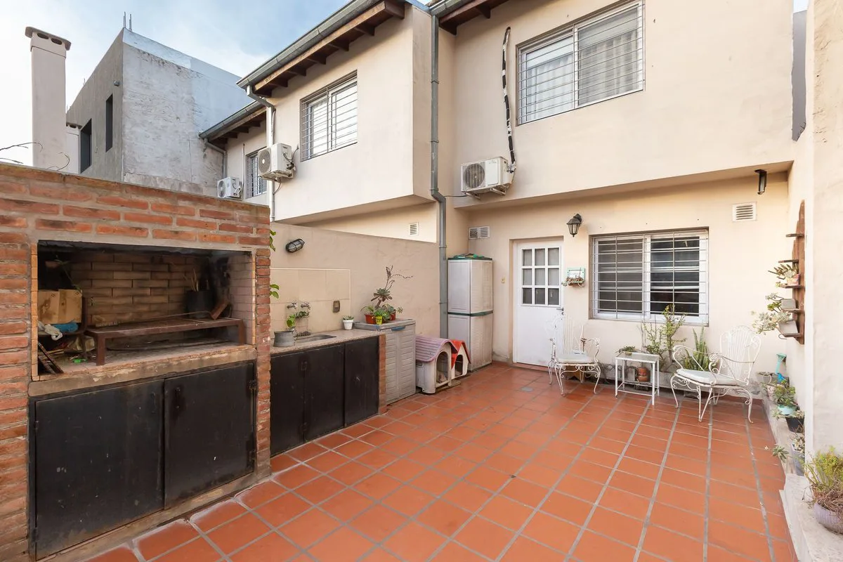 TRIPLEX, VENTA, 4 AMB, BELLA VISTA APTO CREDITO foto 5