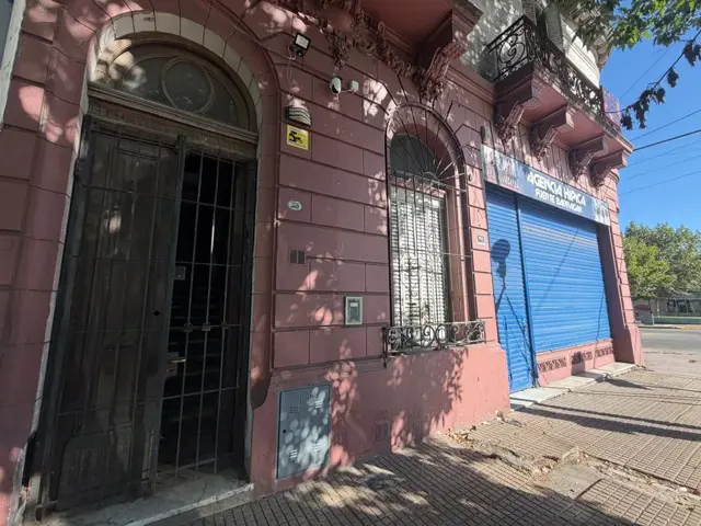 PH 10 ambientes Venta en Ensenada terraza propia