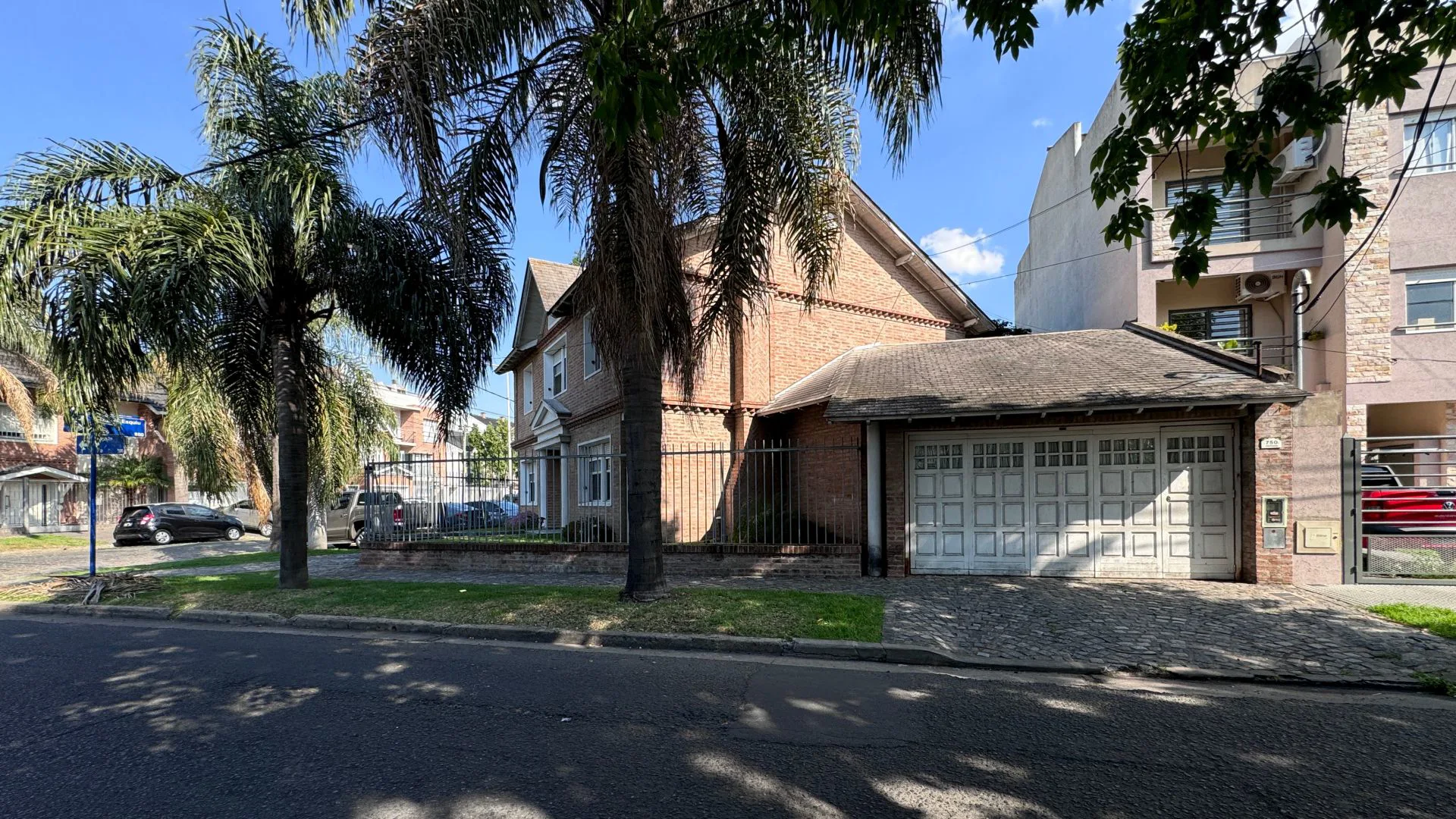 Venta Casa 5 ambientes en Ramos Mejia foto 2