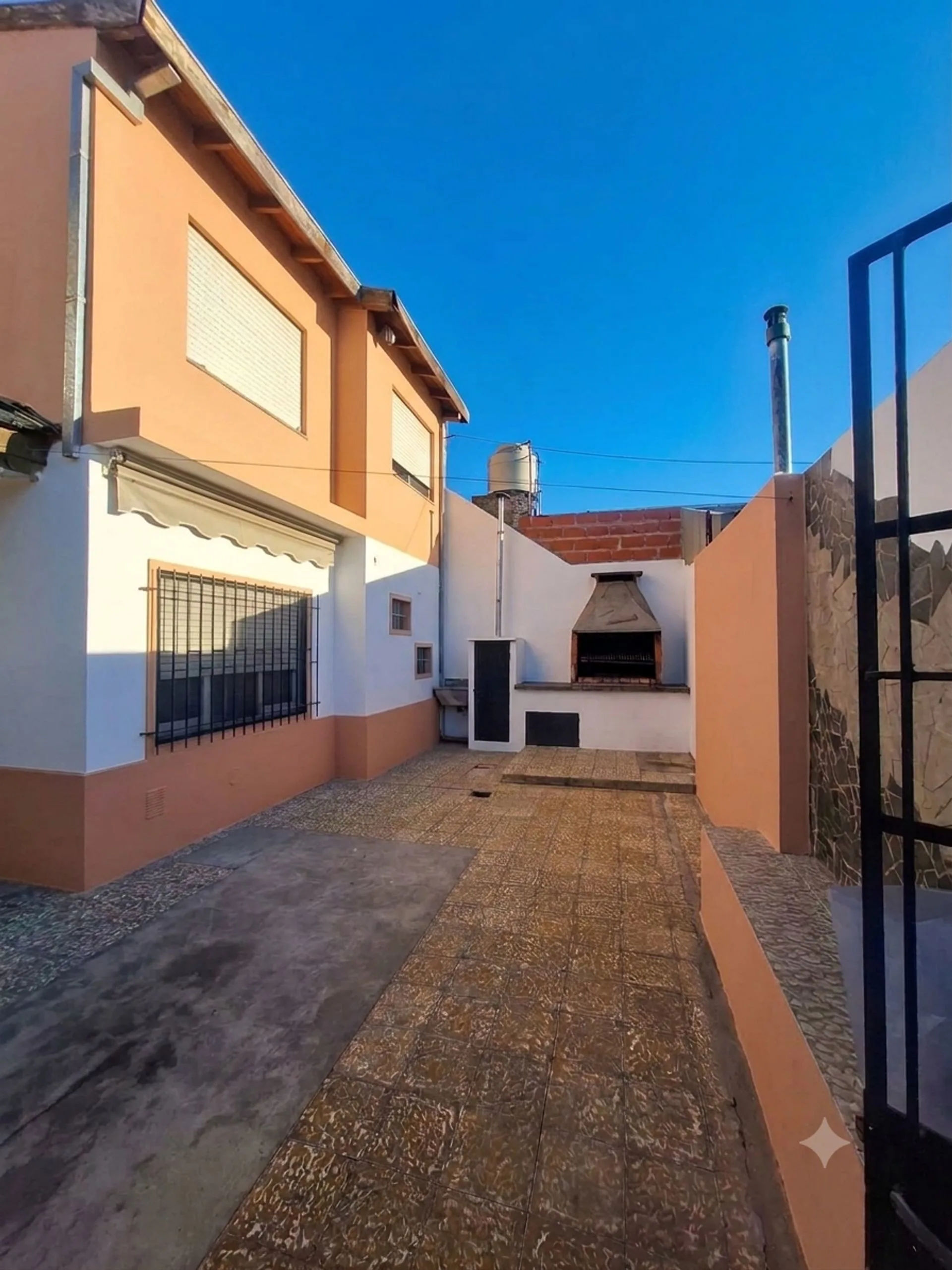 VENTA PH 4 AMBIENTES ITUZAINGO foto 2
