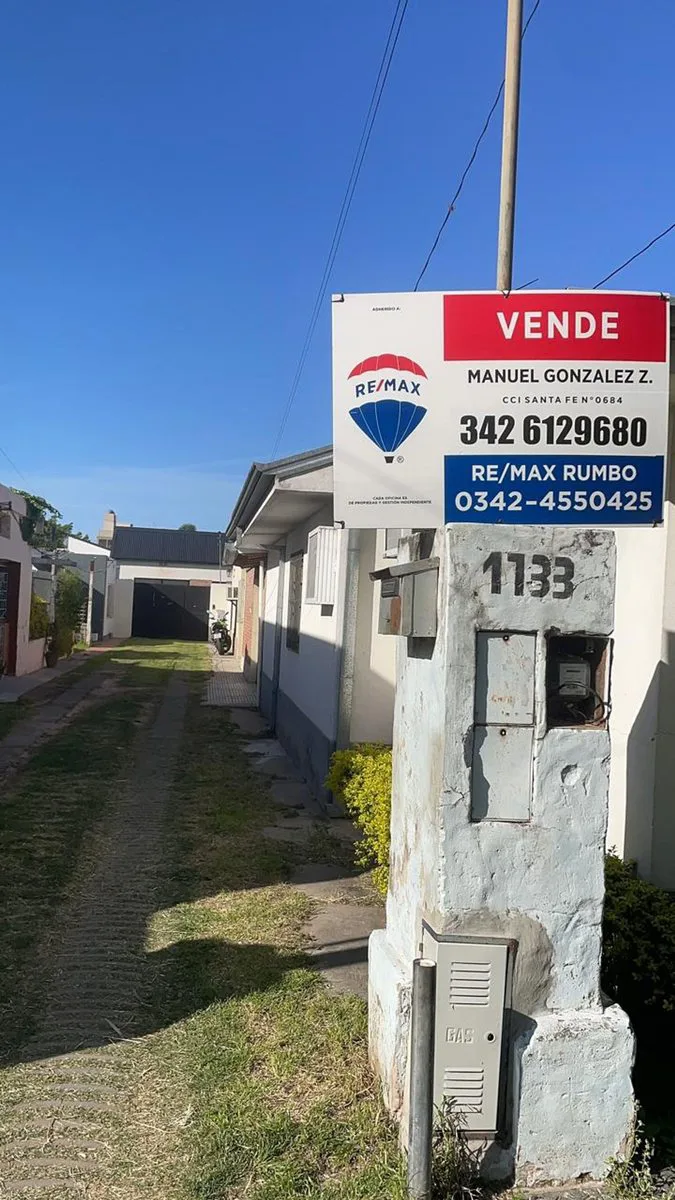 VENTA- casa interna en Santo Tome- zona CENTRO foto 4