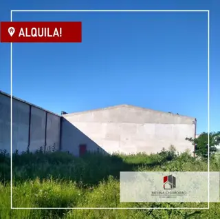 ALQUILER EXCELENTE DEPOSITO  CON ESPACIO LIBRE foto 3