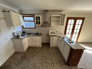 Gran casa de 230 M2. OPORTUNIDAD foto 4