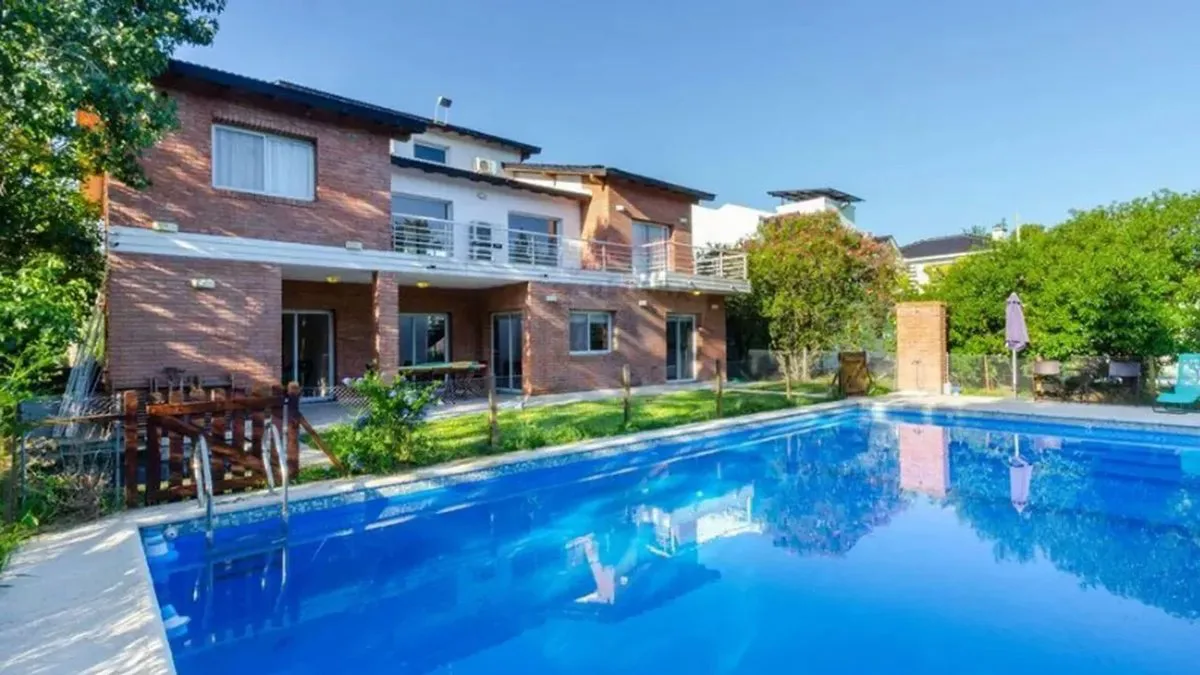VENTA CASA 5 AMB 2 PISOS C/ PISCINA COUNTRY CUBE foto 5