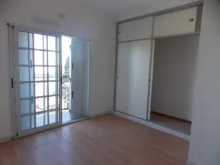 Vendo/permuto Depto 3 Amb. Apto Crédito Remedios de Escalada foto 5