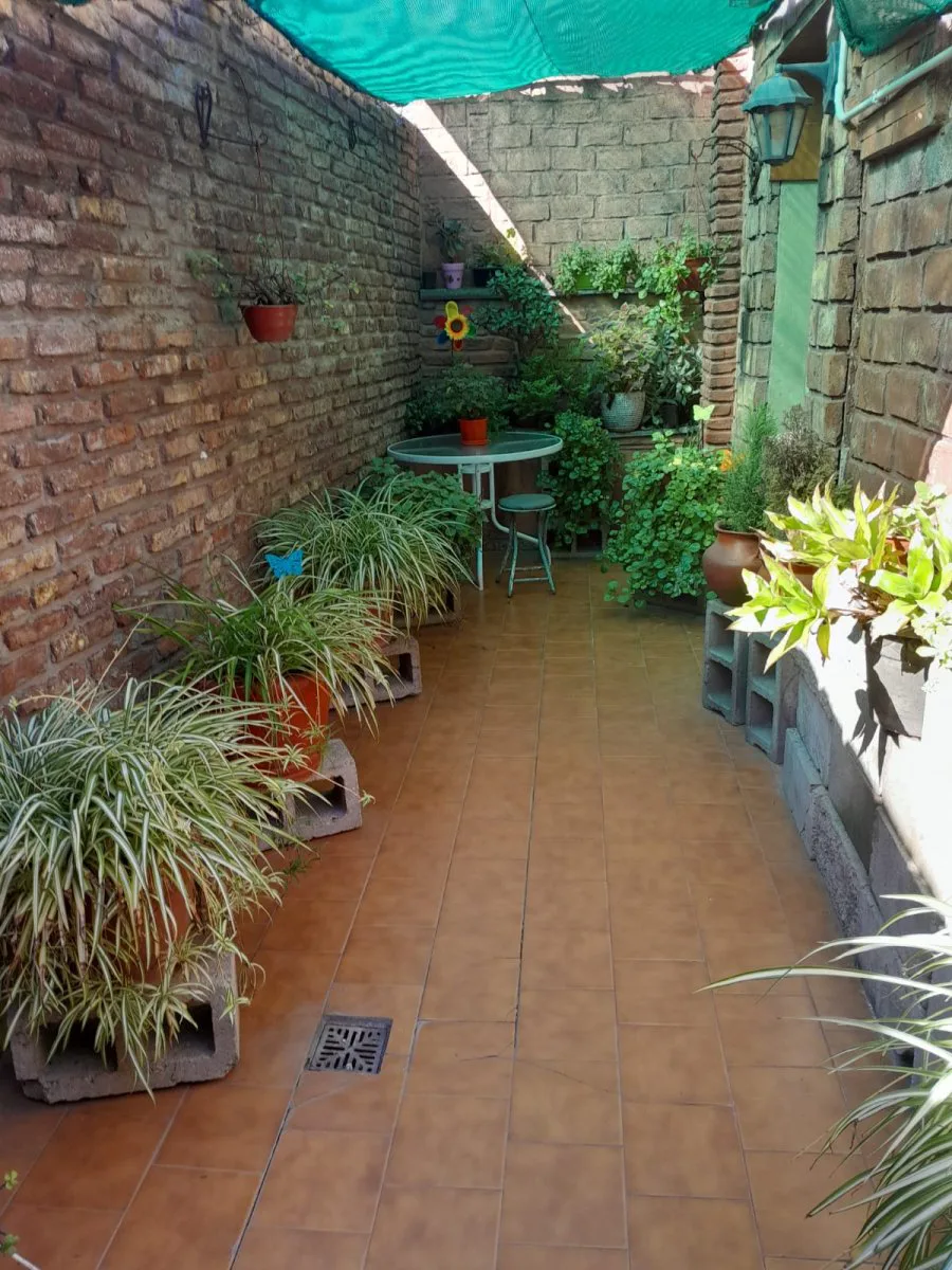 ¡IMPERDIBLE OPORTUNIDAD! PH AL FRENTE EN LOMAS DEL MIRADOR – 95 M² + TERRAZA – SIN EXPENSAS foto 5