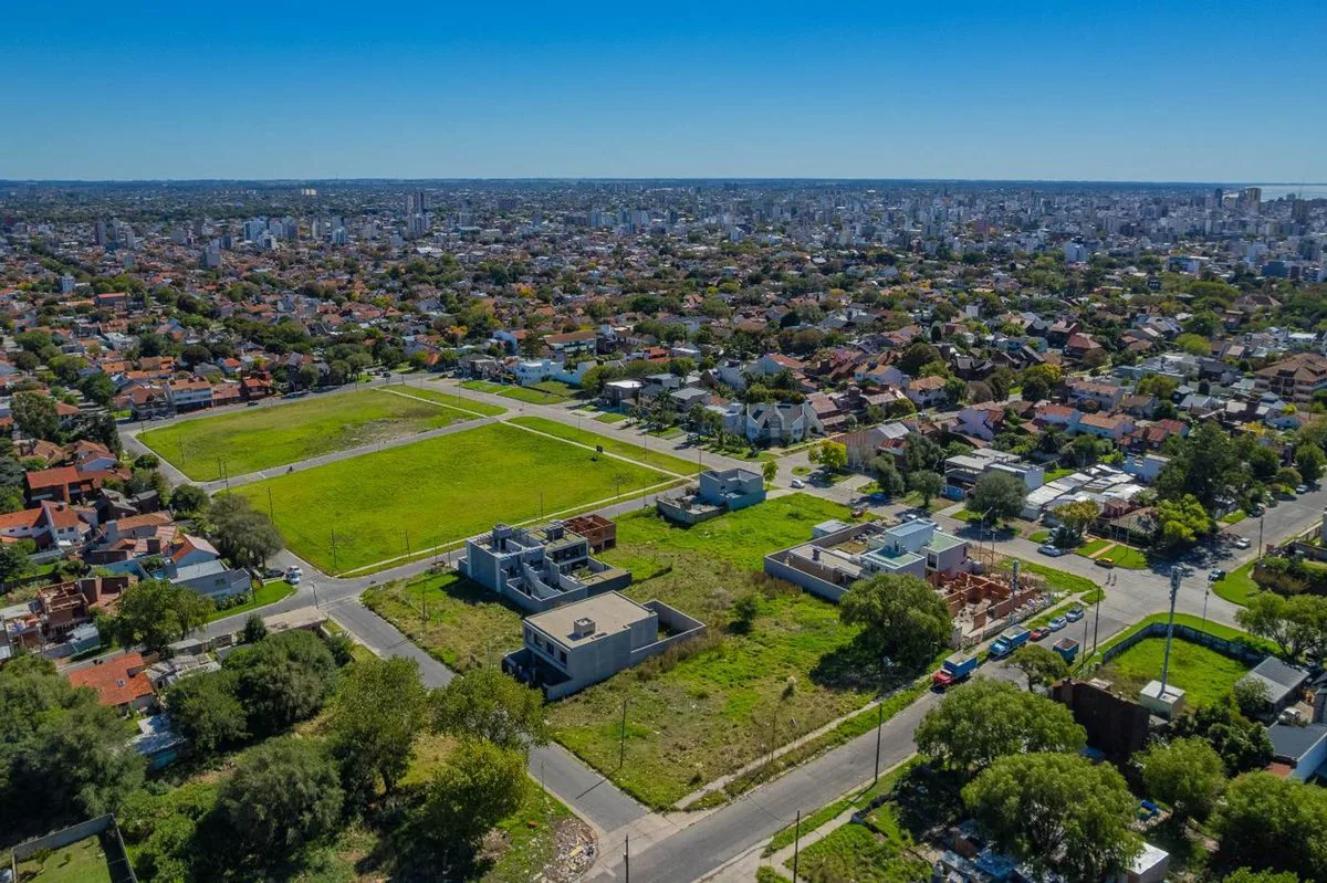 VENTA LOTE EN ESQUINA – SAN CARLOS – 520m² foto 4