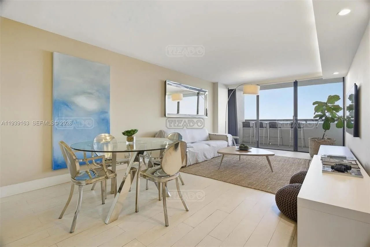 2555 Collins Ave #2105 2500 foto 3