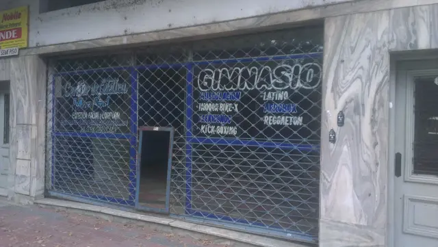 LOCAL COMERCIAL 278 M2 SOBRE CALLE PRINCIPAL VIAMONTE 2560
