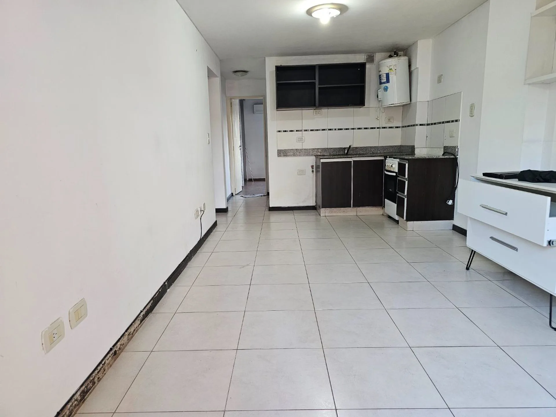 VENTA DEPARTAMENTO 2 AMB CON BALCON MORON CENTRO foto 5