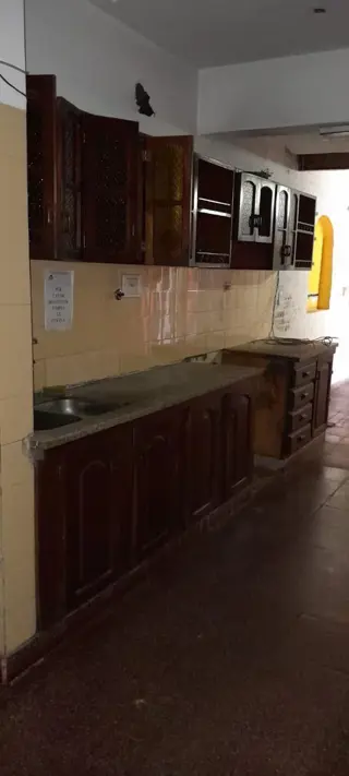 Casa con oficinas en venta foto 4
