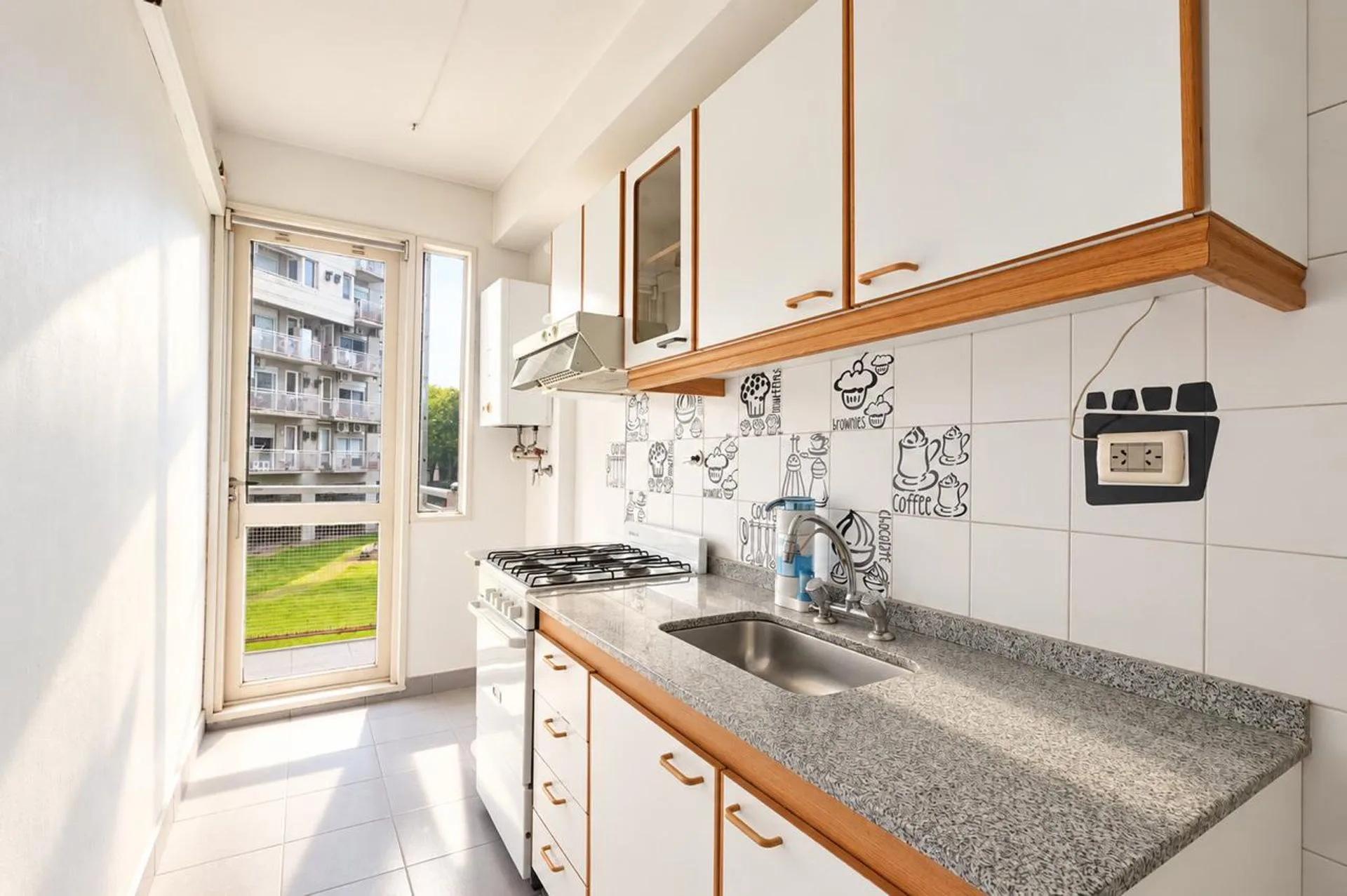 ALQUILER DEPARTAMENTO DE 3 AMBIENTES - ALMAGRO foto 3