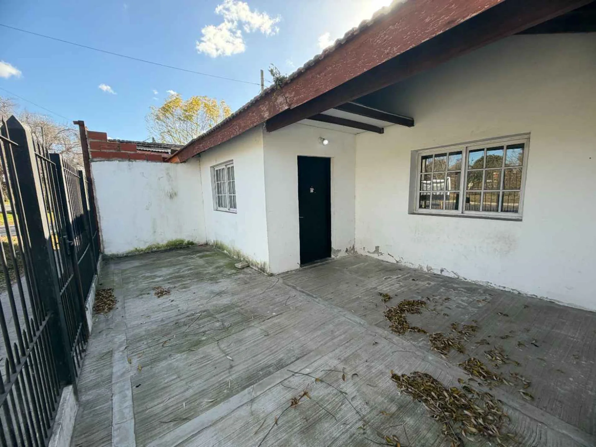 Casa/Dpto en venta - Benavidez foto 2